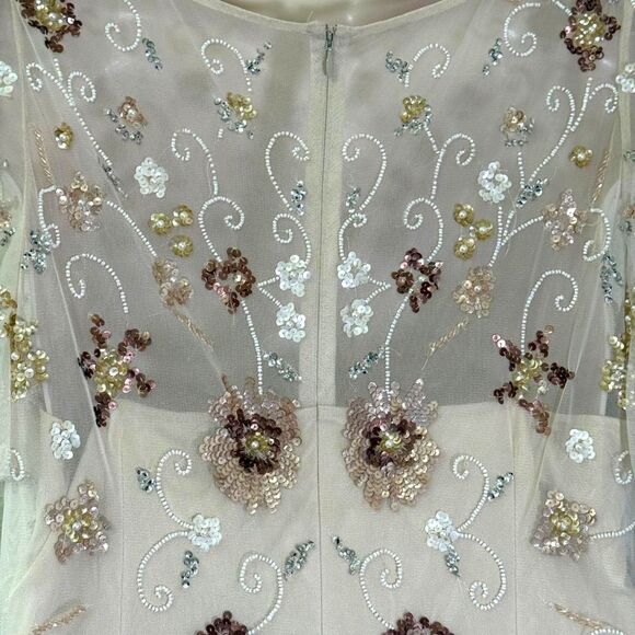 ADRIANNA PAPELL Alabaster Beaded Flutter Sleeve Dress, NWT! Size 18W - Picture 4 of 6